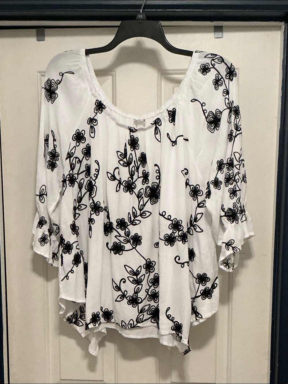 Cato White Tunic Top with Black Floral Embroidery